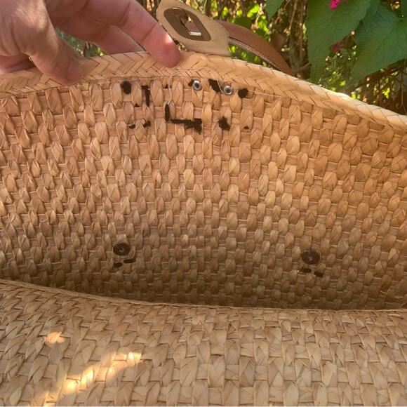 Large Woven Tote Wicker Rattan Vintage Leather Handwoven Mexican Tote Bag - Picture 9 of 15